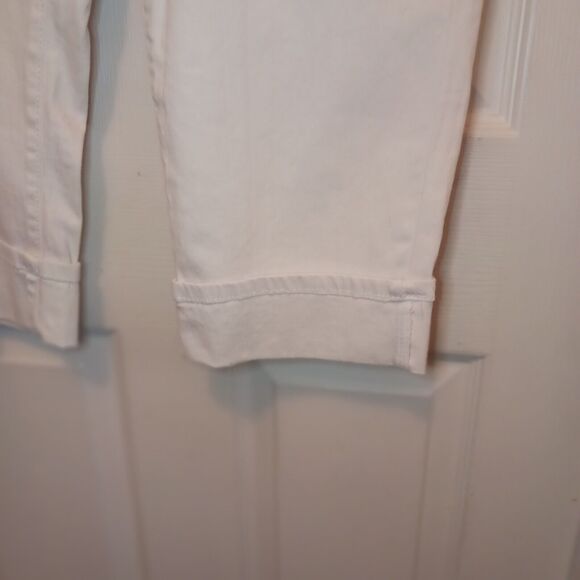 Rue 21 Curvy Capri Jeans NWT Size 15/16 White Denim Women's - Picture 7 of 13